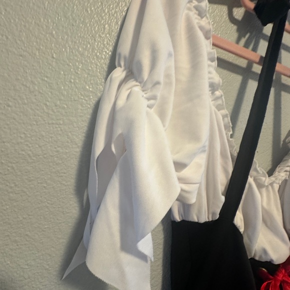 Pirate Costume - Picture 9 of 10